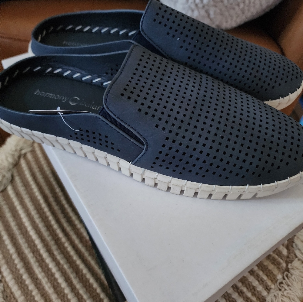 Harmony Balance Dark Blue Mule - Picture 4 of 7